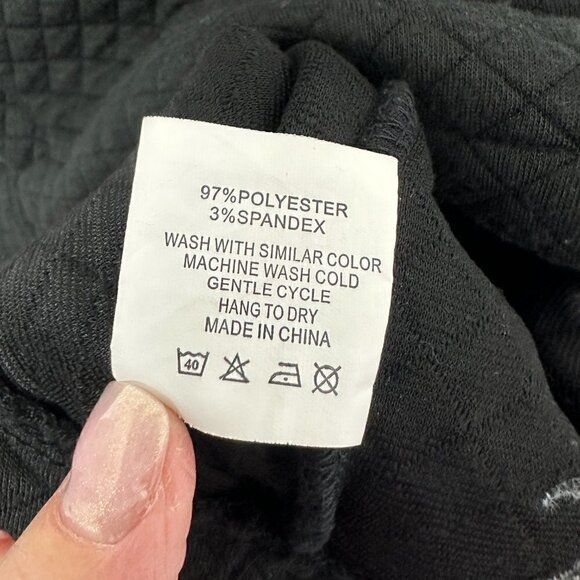 vguc Zyia Black Quilted Hoodie with kangaroo pocket, Size L - Picture 6 of 6